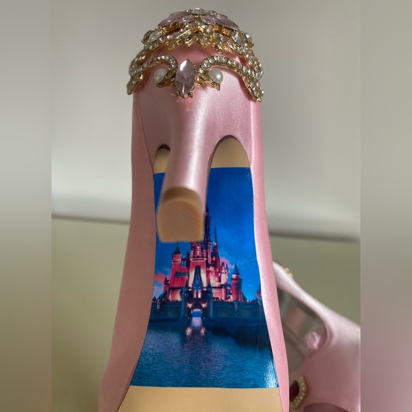 Custom Made pink Disney heals size 5 BNIB - Picture 10 of 10